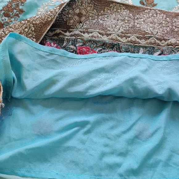 Pakistani dress - Picture 4 of 8